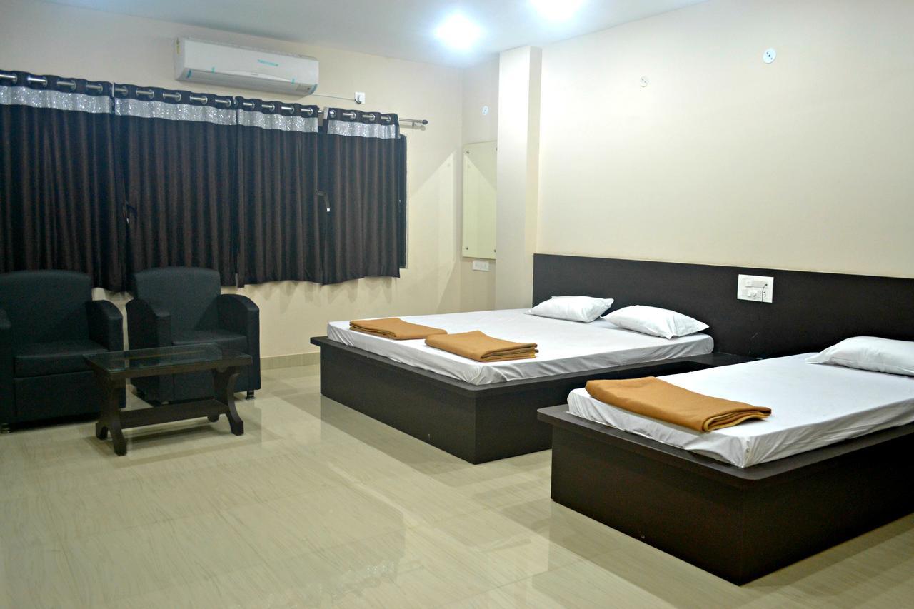 Hotel Bhammars Balangir 객실 사진