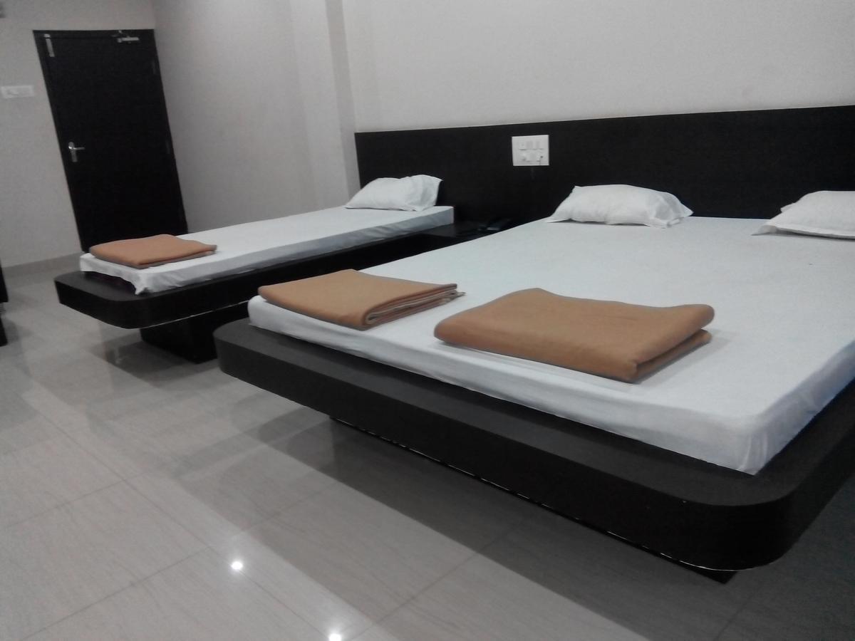 Hotel Bhammars Balangir 객실 사진