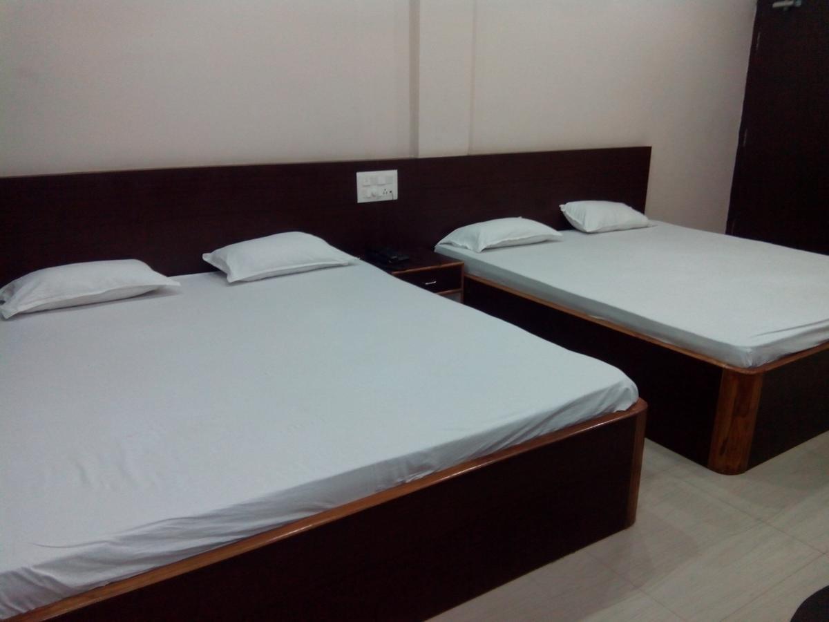 Hotel Bhammars Balangir 객실 사진