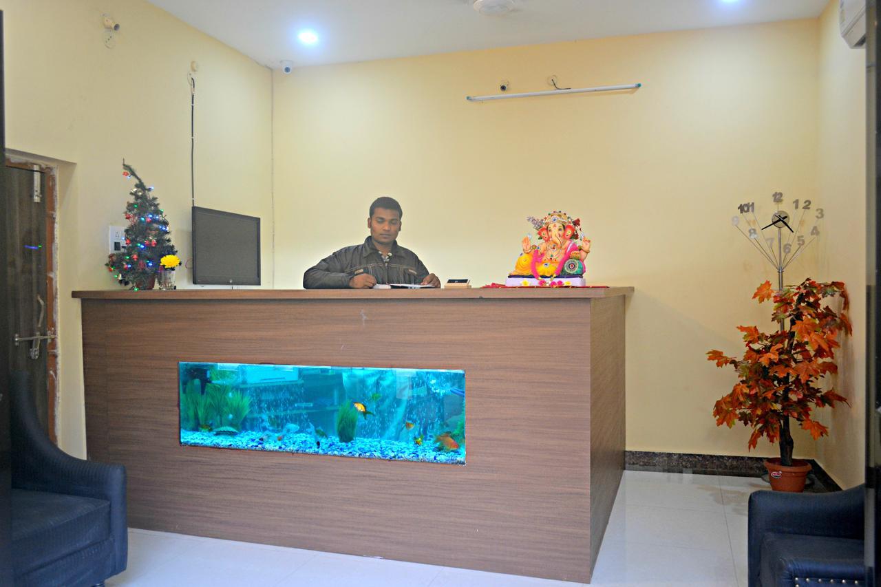 Hotel Bhammars Balangir 외부 사진
