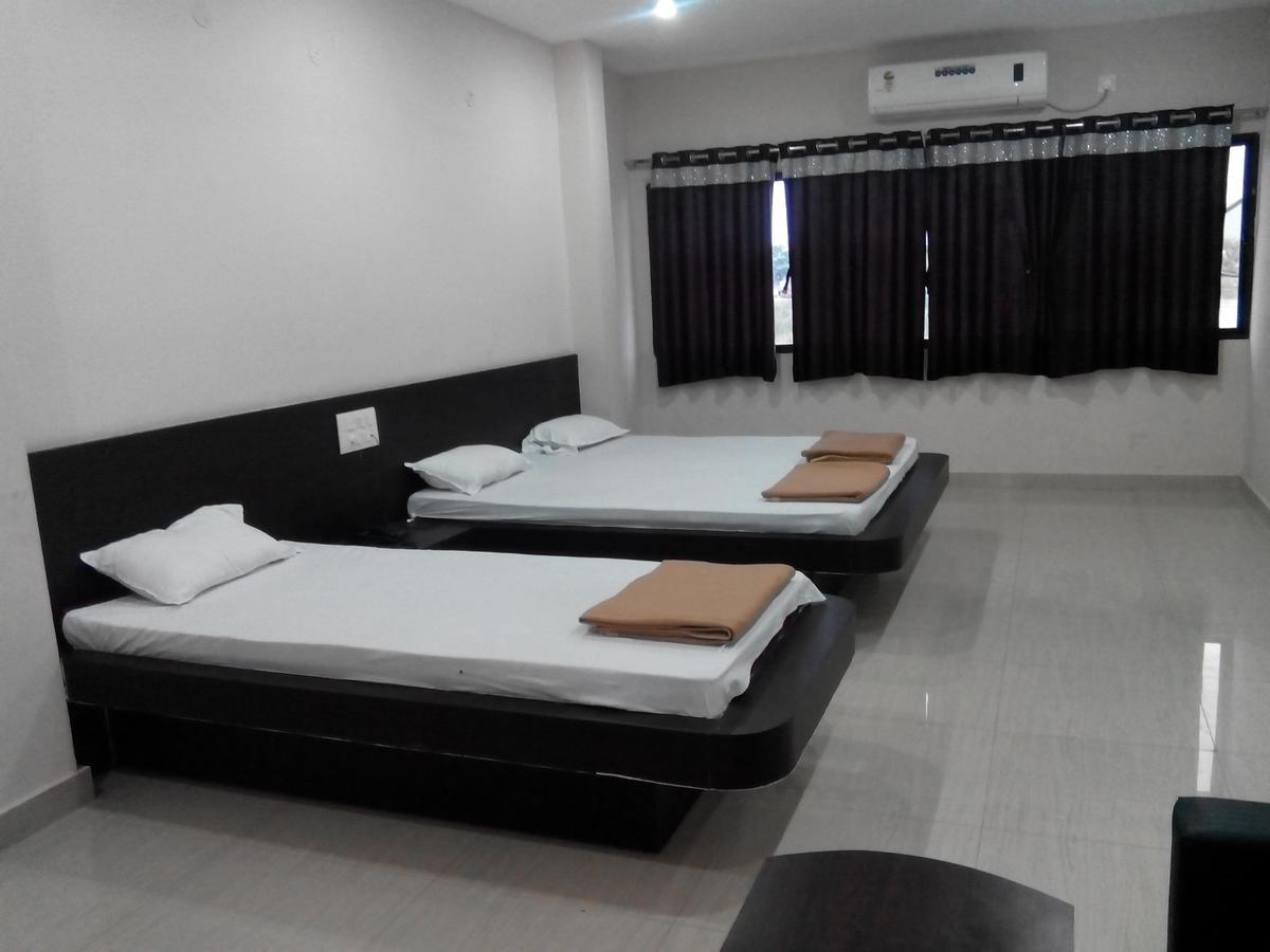 Hotel Bhammars Balangir 외부 사진