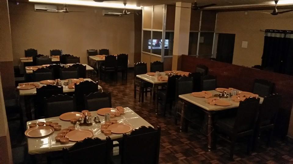 Hotel Bhammars Balangir 외부 사진
